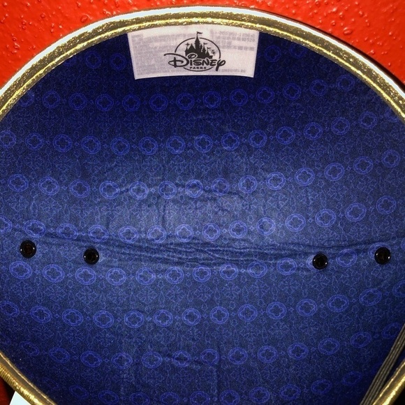 Walt Disney World Cinderella Castle Mickey Ears - Picture 11 of 11